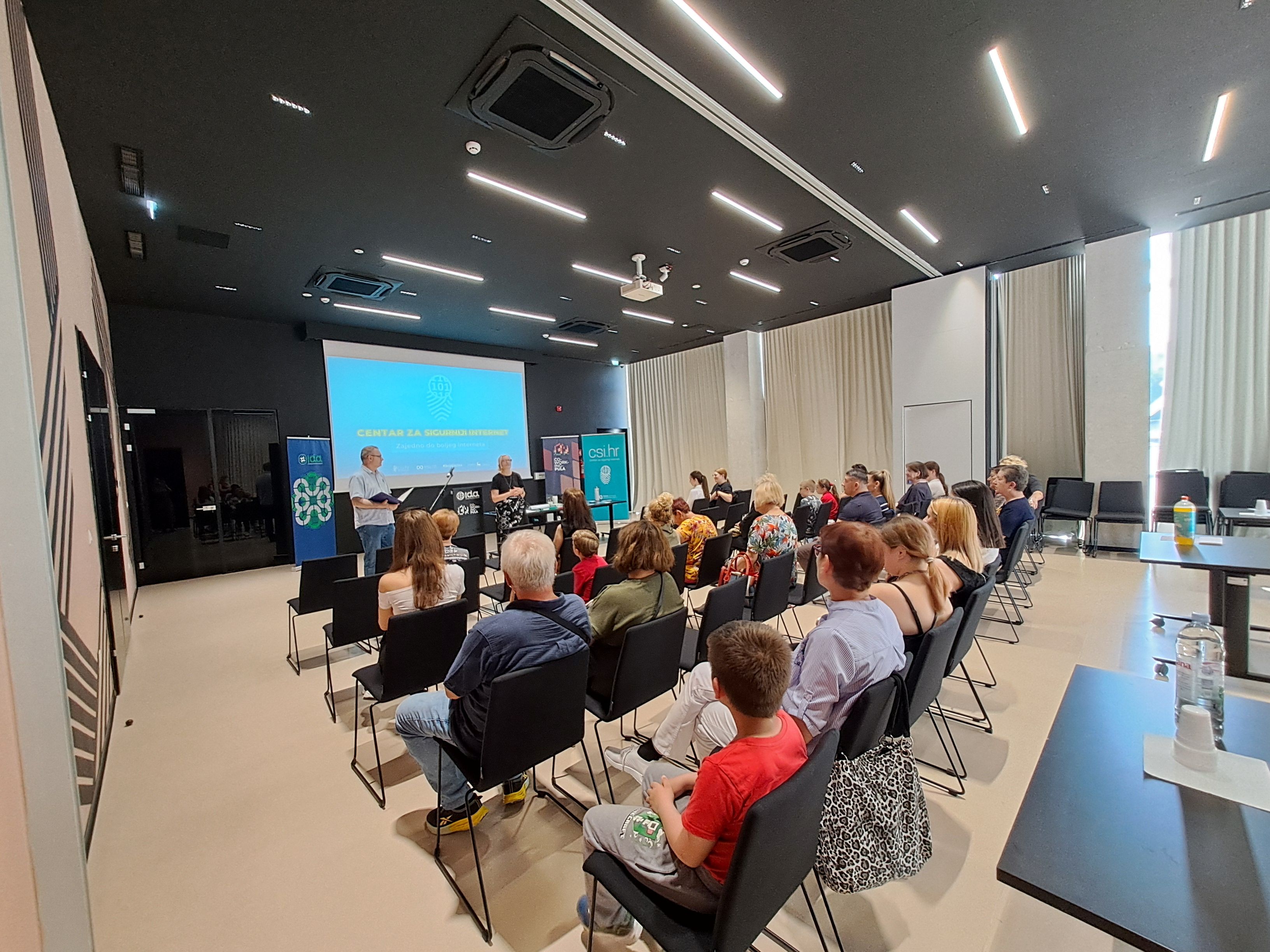 Obilježen Nacionalni dan udomiteljstva u Puli